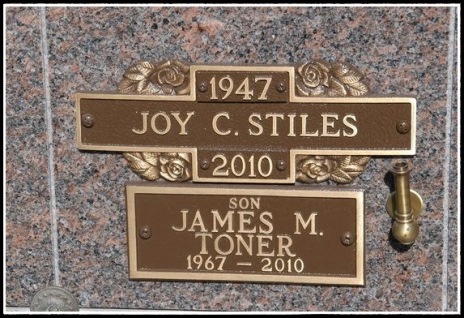 Joy Burke - Headstone Joy Burke - Headstone