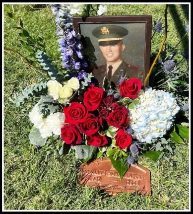 Jim Schildknecht - headstone
