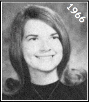 Laura Benton - Junior Portrait