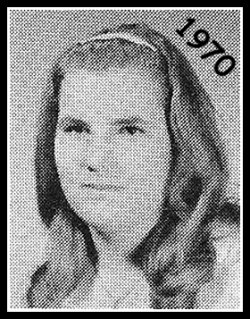 Bobbie Gilstrap - Sophomore Portrait